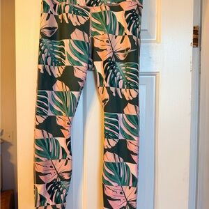 Nike women’s Leaf Pattern Leggings - Pink and Green